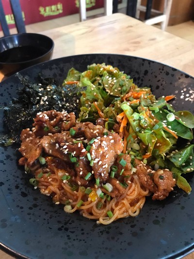 บะหมี่ยำ เพิ่มหมู