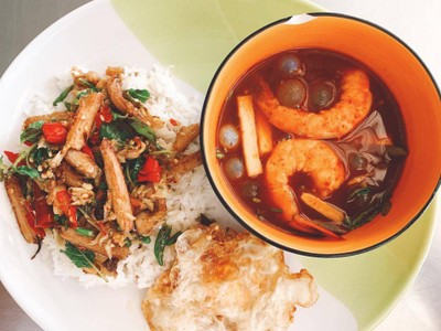 แกงส้มไข่ปลาเรียวเซียว