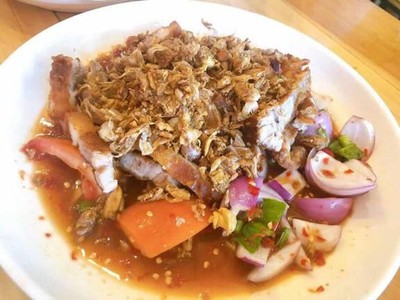 ปีกไก่ทอด