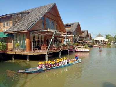 ตลาดน้ำ 4 ภาค
