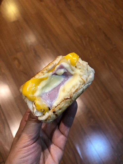 ไส้แฮมชีส (35.-)