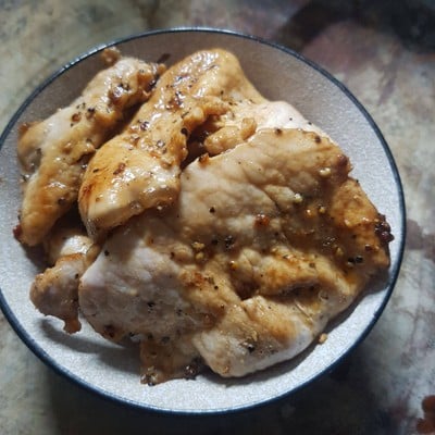 เนื้อสันนอกหมักน้ำมันงา