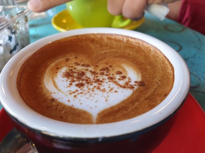 อาหาร หรือ เครื่องดื่ม