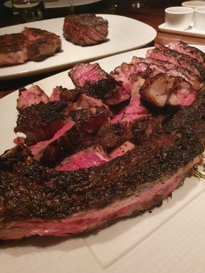 อาหาร หรือ เครื่องดื่ม