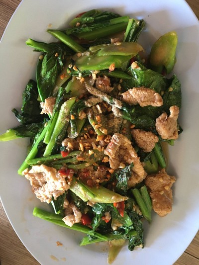 วิธีทำ คะน้าหมูน้ำมันหอย