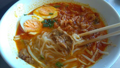 ก๋วยเตี๋ยวแกงเนื้อ