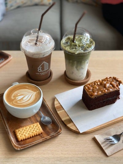 The Eighth Room by mata cafe