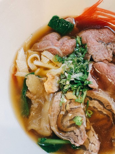 ก๋วยเตี๋ยวเนื้อน่องลาย