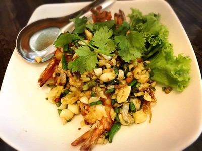 กุ้งผัดพริกขี้หนูสด