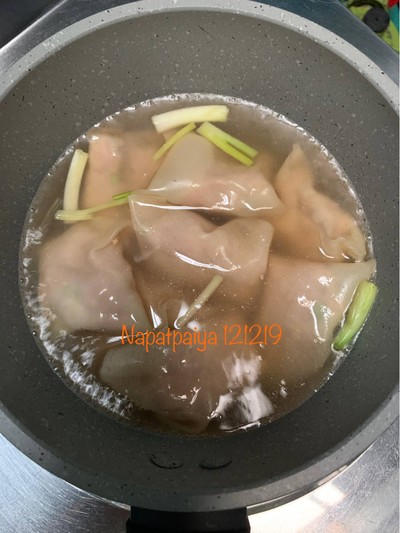วิธีทำ เกี้ยวหมูแห้งต้มยำ วิธีทำ เกี้ยวหมูแห้งต้มยำ
