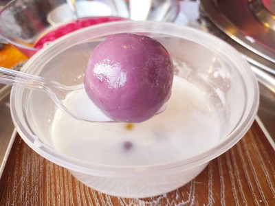 บัวลอยไข่ชมพู40บ.