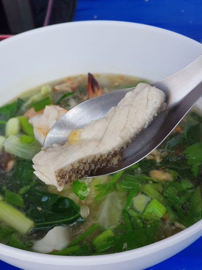 โจ๊ก-เกาเหลาเลือดหมูเจ้าเก่า (เจ๊ตุ่ม)