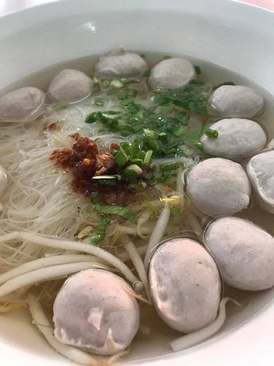 หมี่ลูกชิ้น