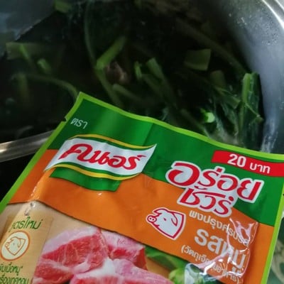 วิธีทำ กวางตุ้งต้มกระดูกเล้ง วิธีทำ กวางตุ้งต้มกระดูกเล้ง
