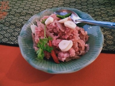 อาหาร หรือ เครื่องดื่ม