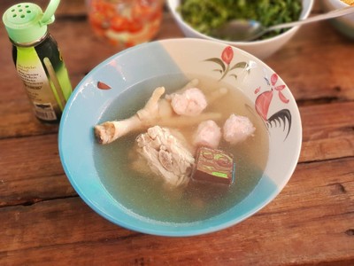 ก๋วยเตี๋ยวปากหม้อญวน หลบมุม (ป้าเม้า) วัดไตรมิตร