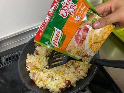วิธีทำ ข้าวผัดไข่ต้นหอมญี่ปุ่น วิธีทำ ข้าวผัดไข่ต้นหอมญี่ปุ่น