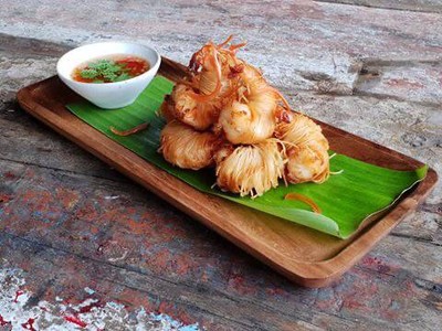 กุ้งโสร่ง 