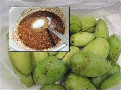 มะม่วงกะปิกุ้งแห้ง