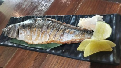 ปลาซาบะย่างเกลือ