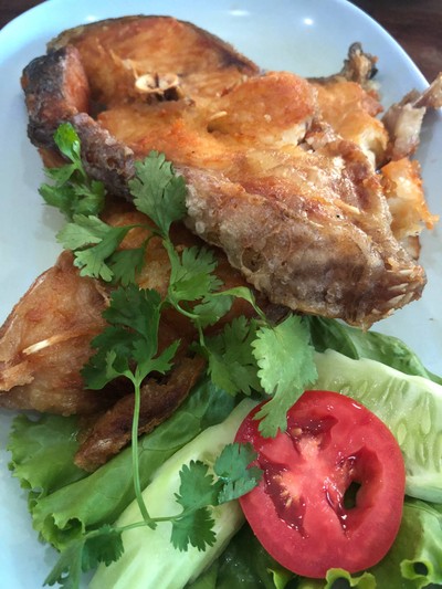 ปลาค้าวทอดสะดุ้งนํ้าปลา