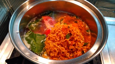 วิธีทำ ต้มยำมาม่า