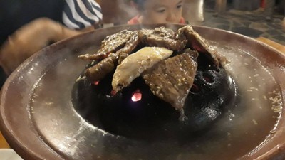 หมูย่างเจงกิสข่าน