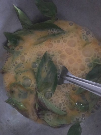 วิธีทำ ไข่เจียวโหระพา วิธีทำ ไข่เจียวโหระพา