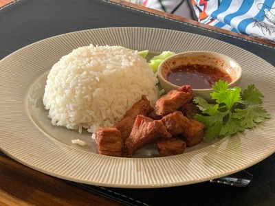 ข้าวหมูทอด