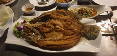 ปลากระพงทอดน้ำปลา