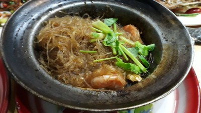 กุ้งอบวุ้นเส้น