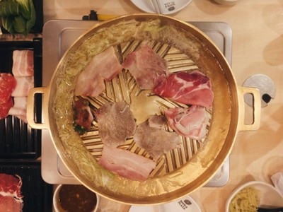 ชุดล่าไข่ลัคกี้บาร์บีกอนหมู