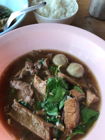 ก๋วยเตี๋ยวเนื้อธรรมดา