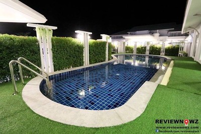 สระว่ายน้ำ/ชายหาด