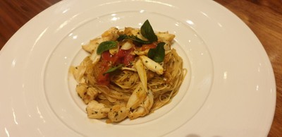 Angel hair pasta with jumbo crab