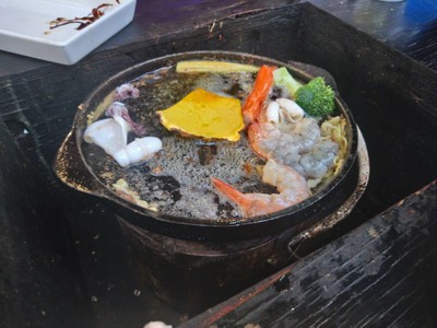 อาหาร หรือ เครื่องดื่ม