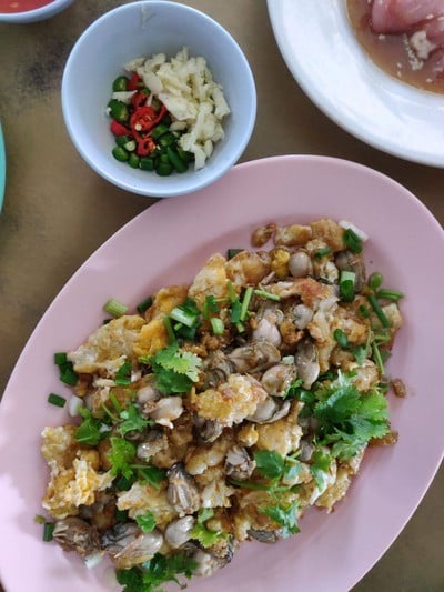 รสชาติใช้ได้ แป้งไม่เยอะ ไม่เลี่ยน 