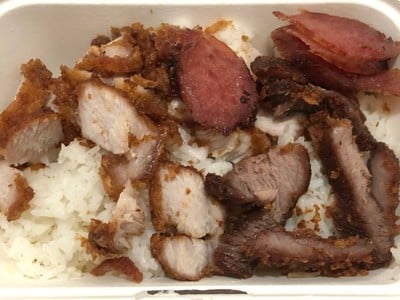 ข้าวหมูทอดสามกษัตริย์