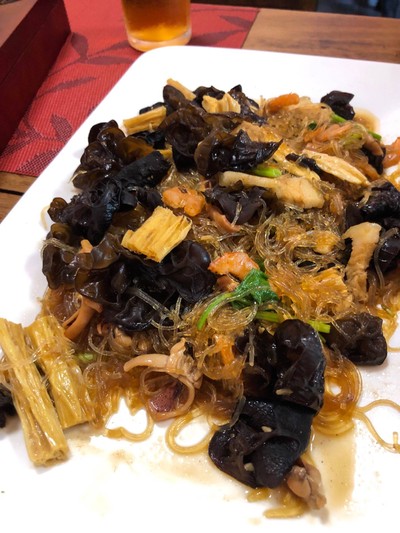 ผัดวุ้นเส้นไหหลำ