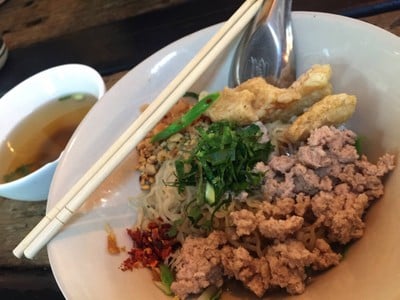 ร้านก๋วยเตี๋ยวป้าสำอางค์