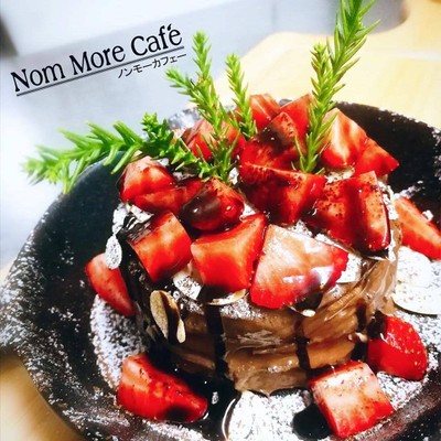 นูเทลล่าแพนเค้ก เพิ่มสตอเบอรี่