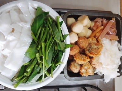 วิธีทำ เส้นใหญ่เย็นตาโฟผัดแห้ง