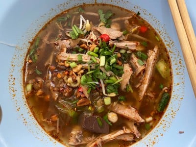 เมนูของร้าน ก๋วยเตี๋ยวไก่โบราณ