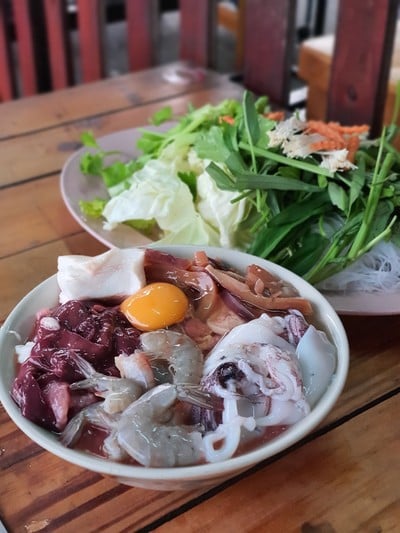วาสนาหมูกะทะ & จิ้มจุ่ม บางบัวทอง สาขา4 วาสนาหมูกะทะ & จิ้มจุ่ม บางบัวทอง สาขา4
