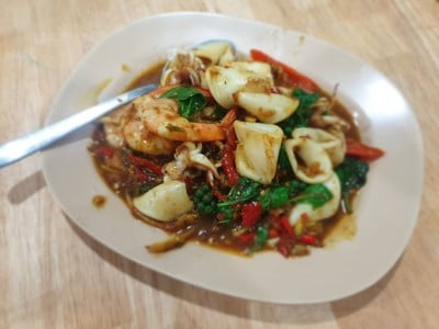 หนู โภชนา