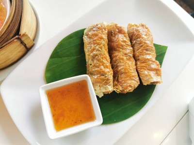 อาหาร หรือ เครื่องดื่ม