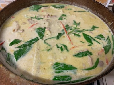 วิธีทำ แกงยอดมะพร้าวสะโพกไก่ใส่ตับ วิธีทำ แกงยอดมะพร้าวสะโพกไก่ใส่ตับ