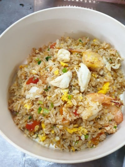 ข้าวผัดปู