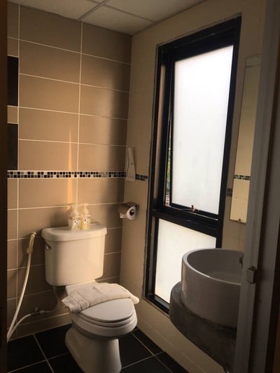 ห้องน้ำ