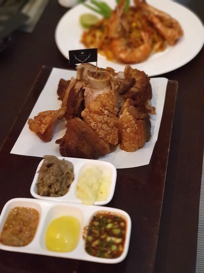 ขาหมูเยอรมัน